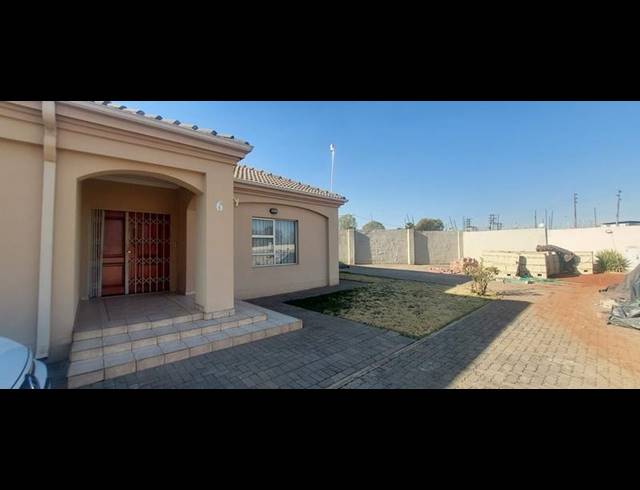 4 BEDROOM HOUSE FOR SALE IN ERASMIA